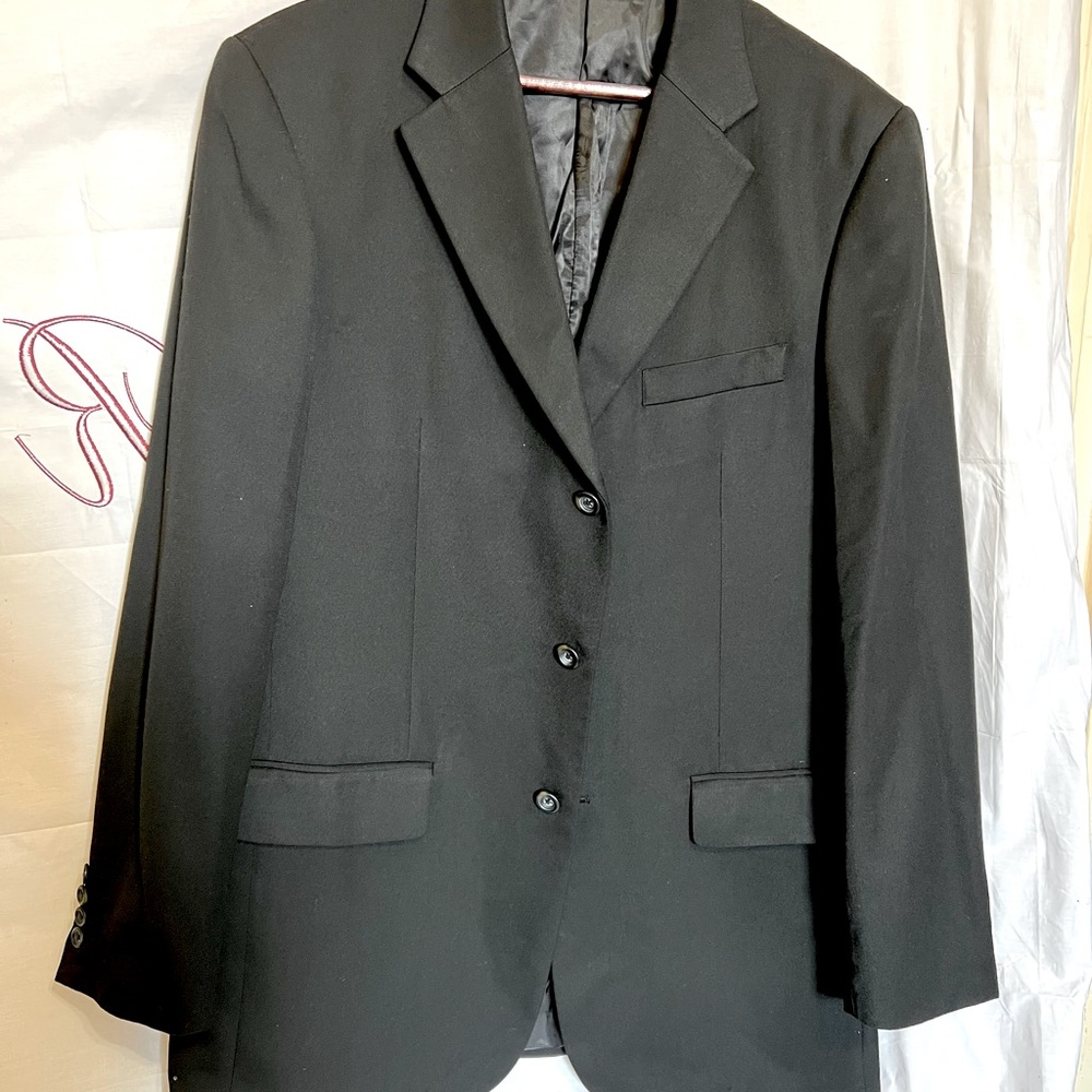 Merona excellent condition size 42L black blazer 3 button up
